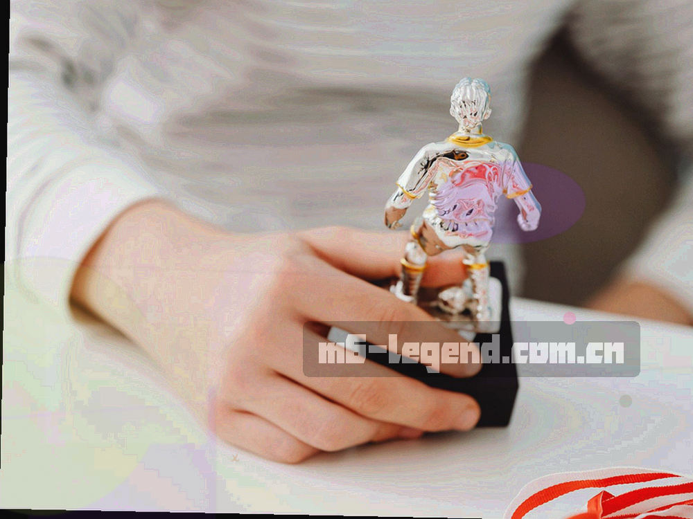 从截图标记到处理节点的流程示意图形，深色底配暖橙强调